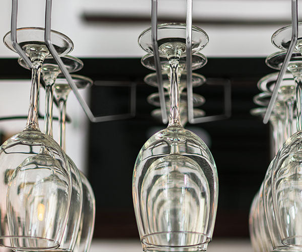 Стъкло - висящи рафтове