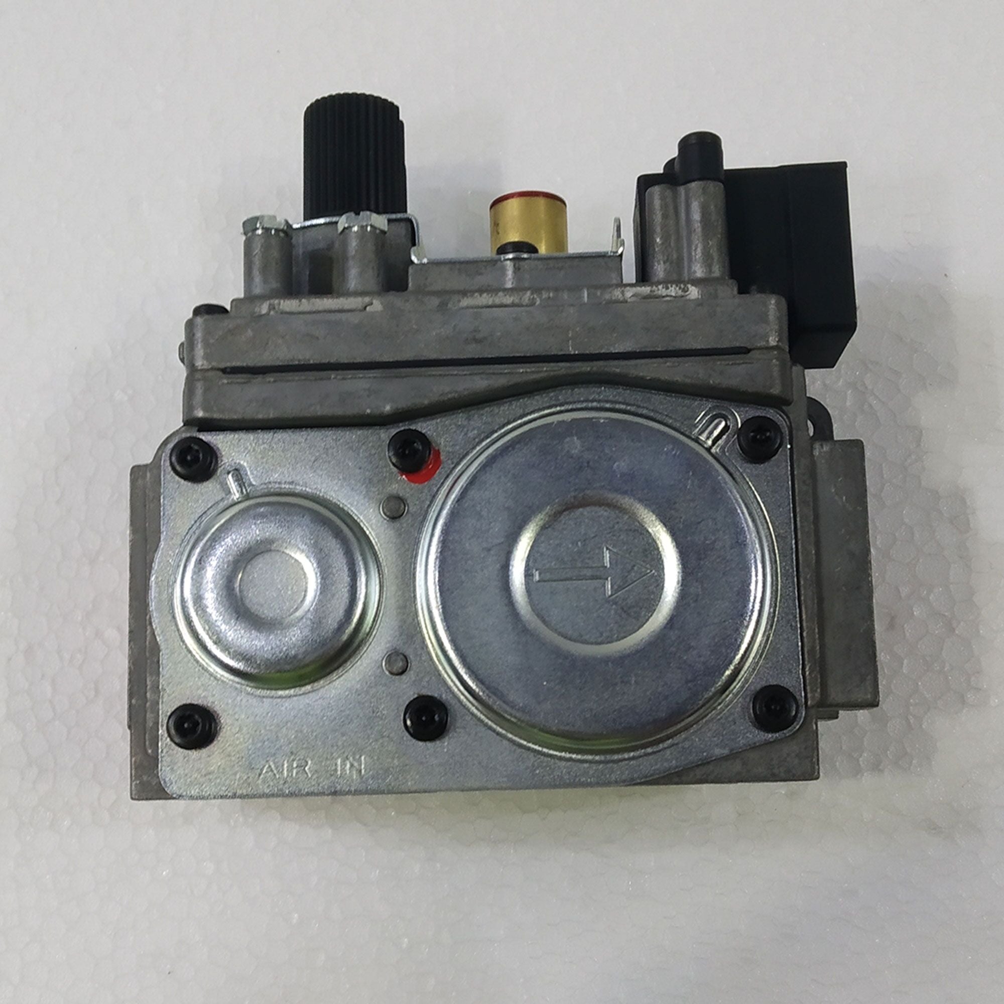 32271500_1.jpg