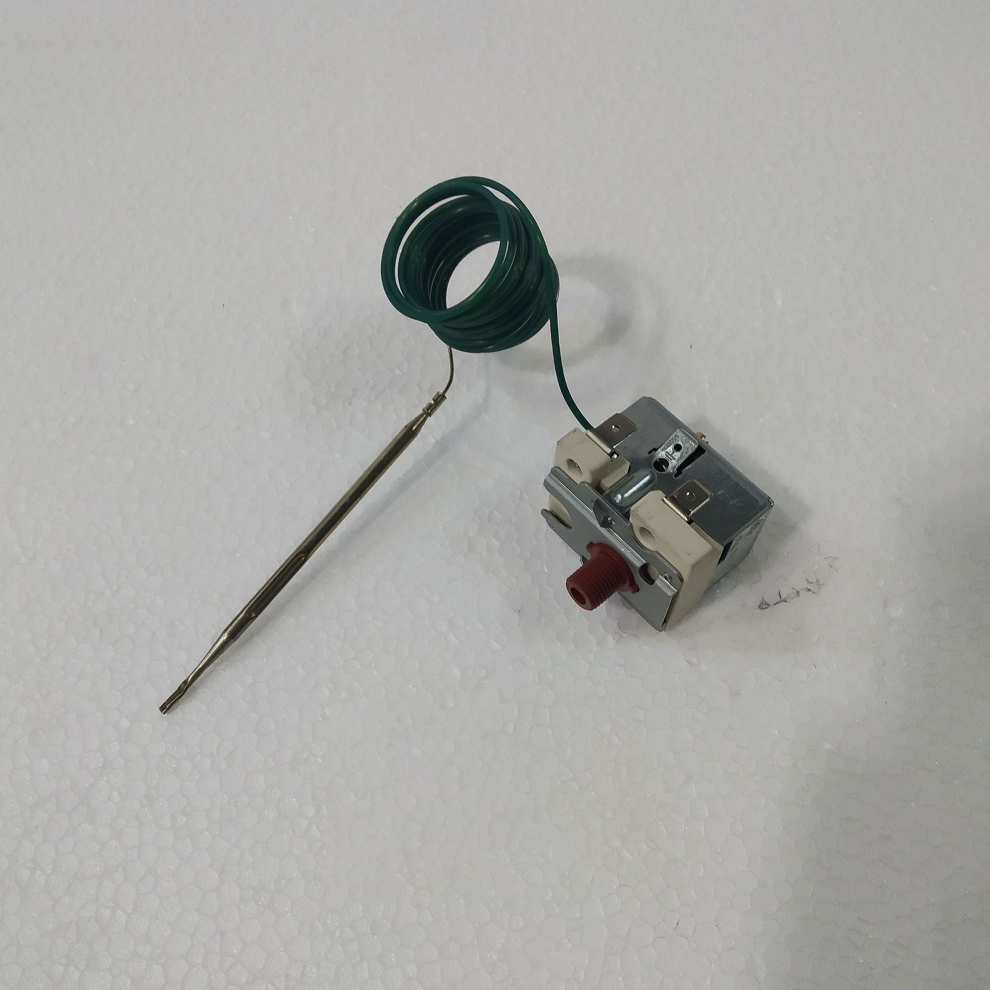 35069900_1.jpg