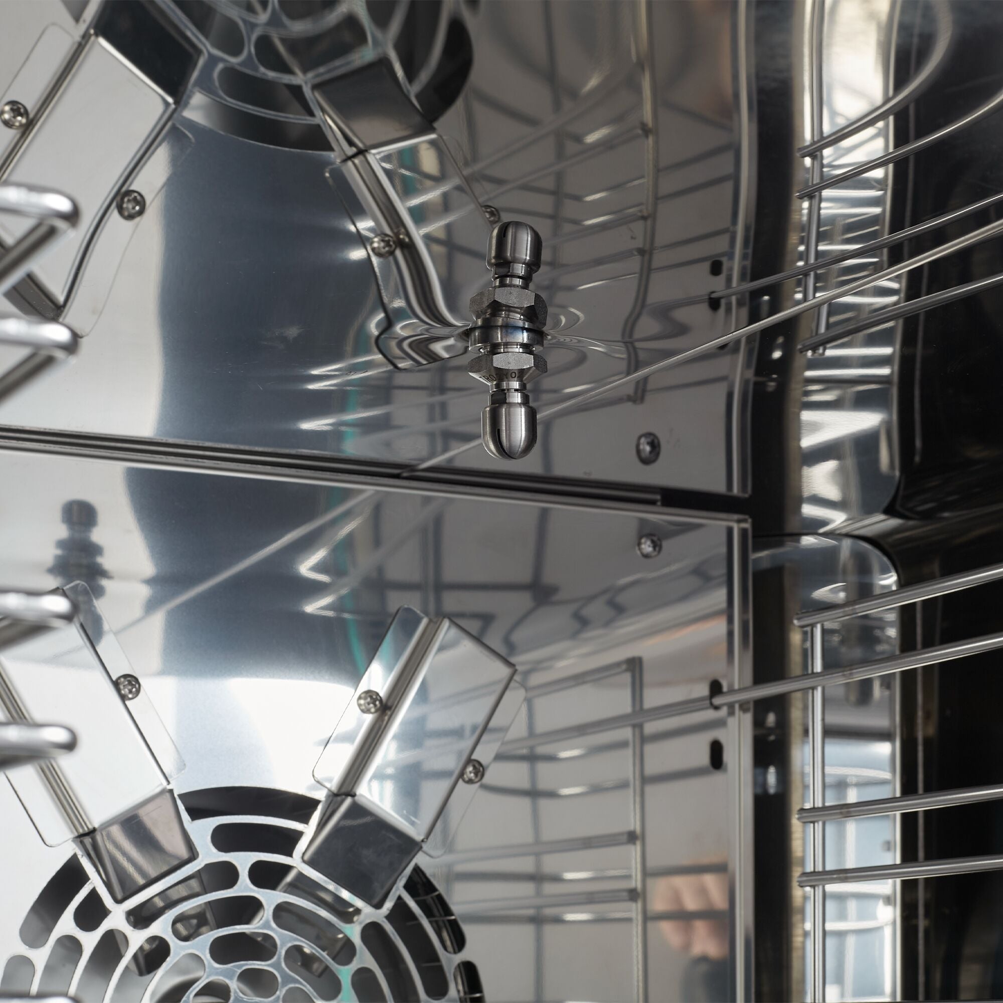 Combisteamer-BO_detail_washing-system