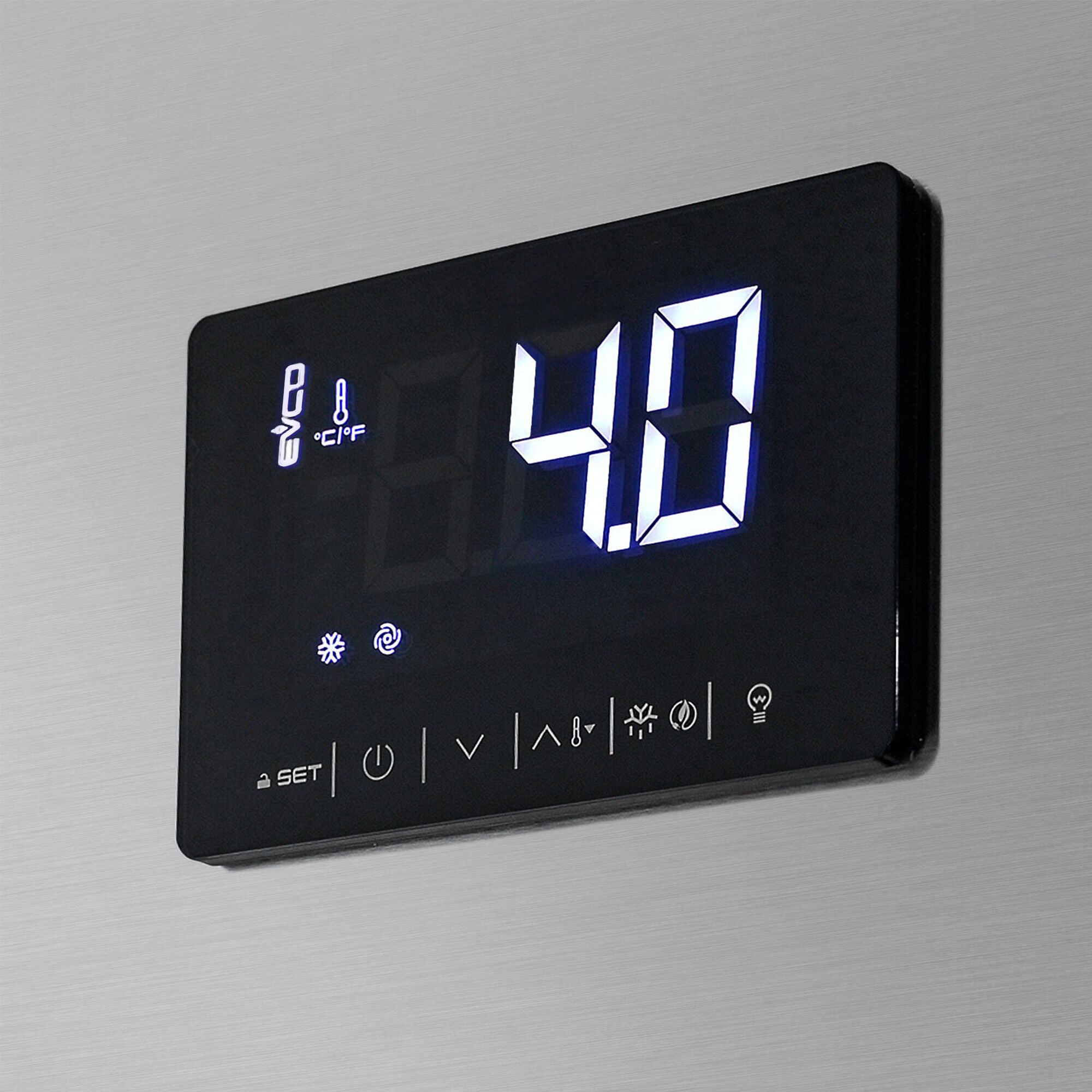 Premium_detail_display_evko-fridge