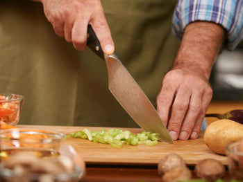 Идеи за подарък за всеки кулинар – от компактни уреди до професионални аксесоари