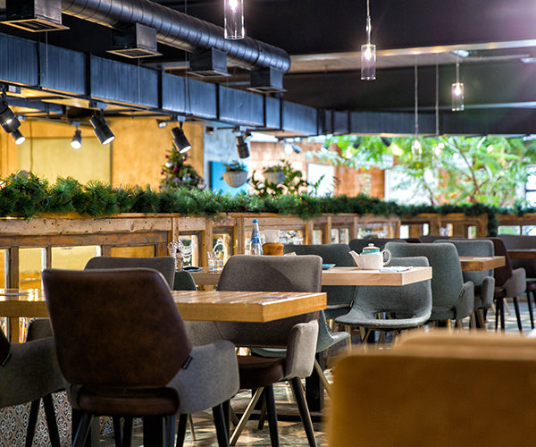 Мебели за бистро