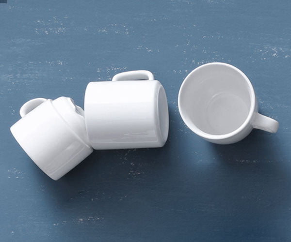 Кафе / & чинийки