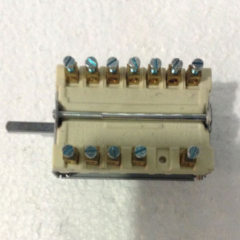 22049800_1.jpg