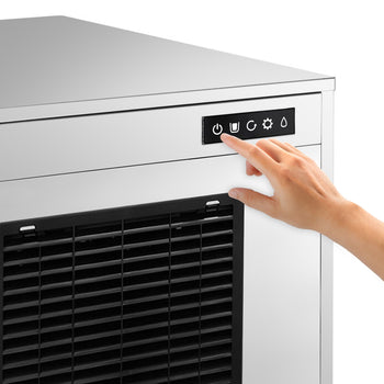FEI220N_hand_inuse_detail_3