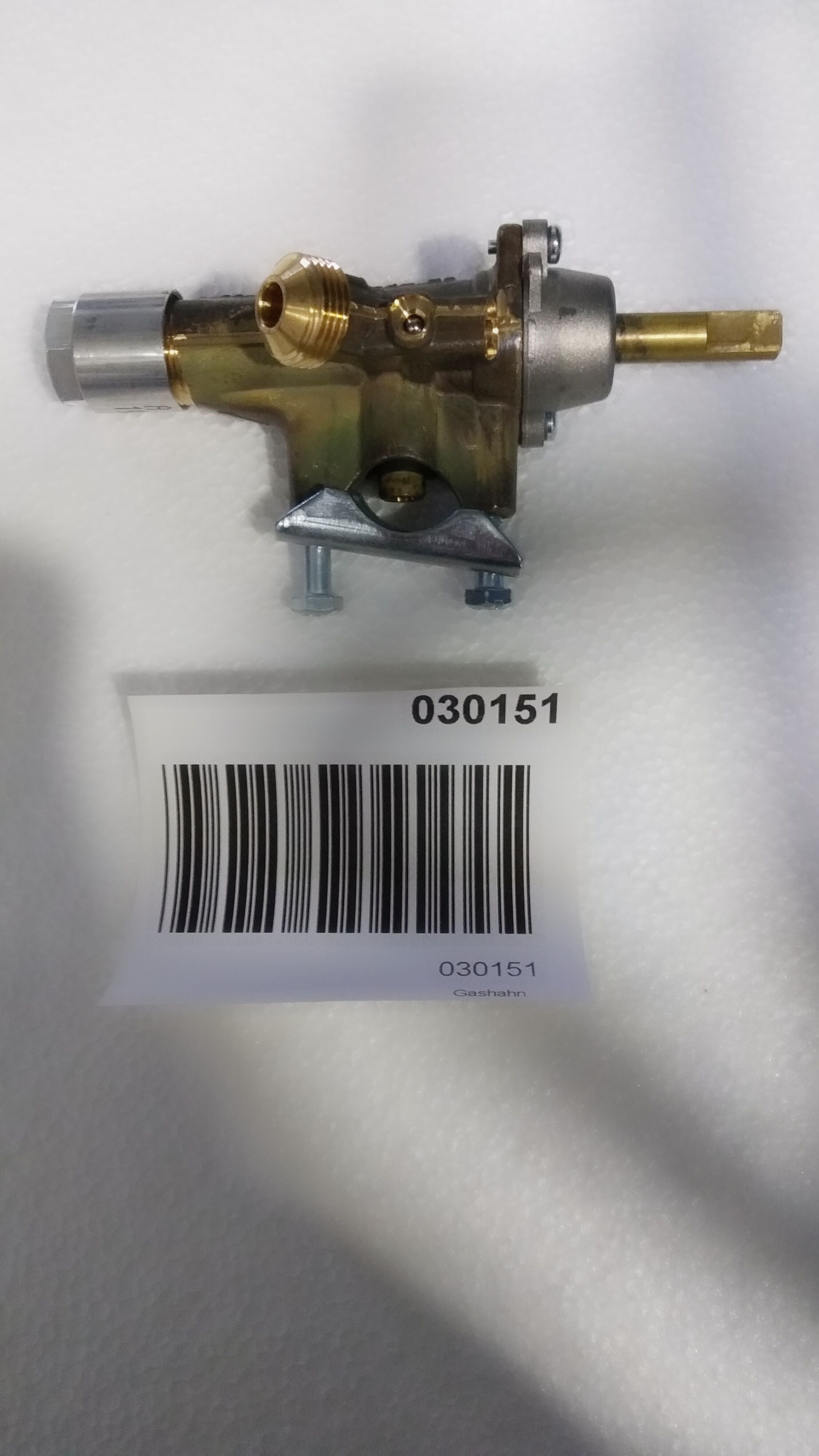 030151